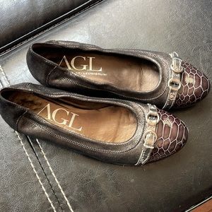 AGL . Made in Italy. Classy and comfortable soft leather flats